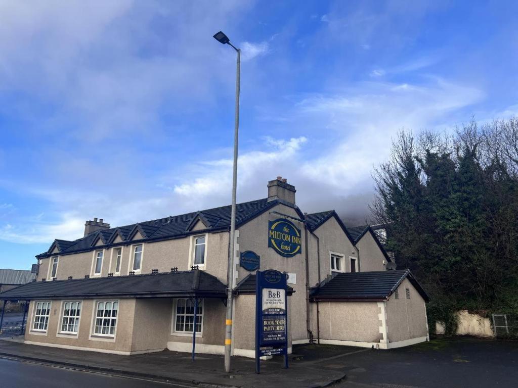 Lochway Hotel Dumbarton Exterior foto